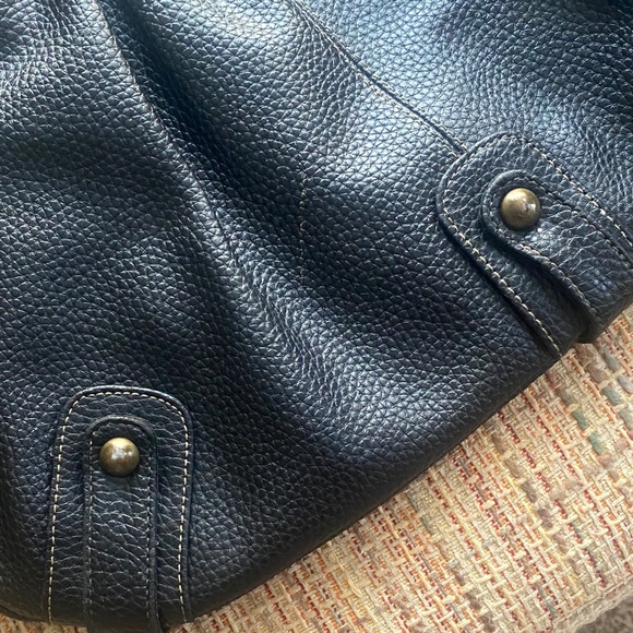 The Limited VTG Large Black Pebbled Leather Shoulder Bag  with Gold Accents - Picture 7 of 16